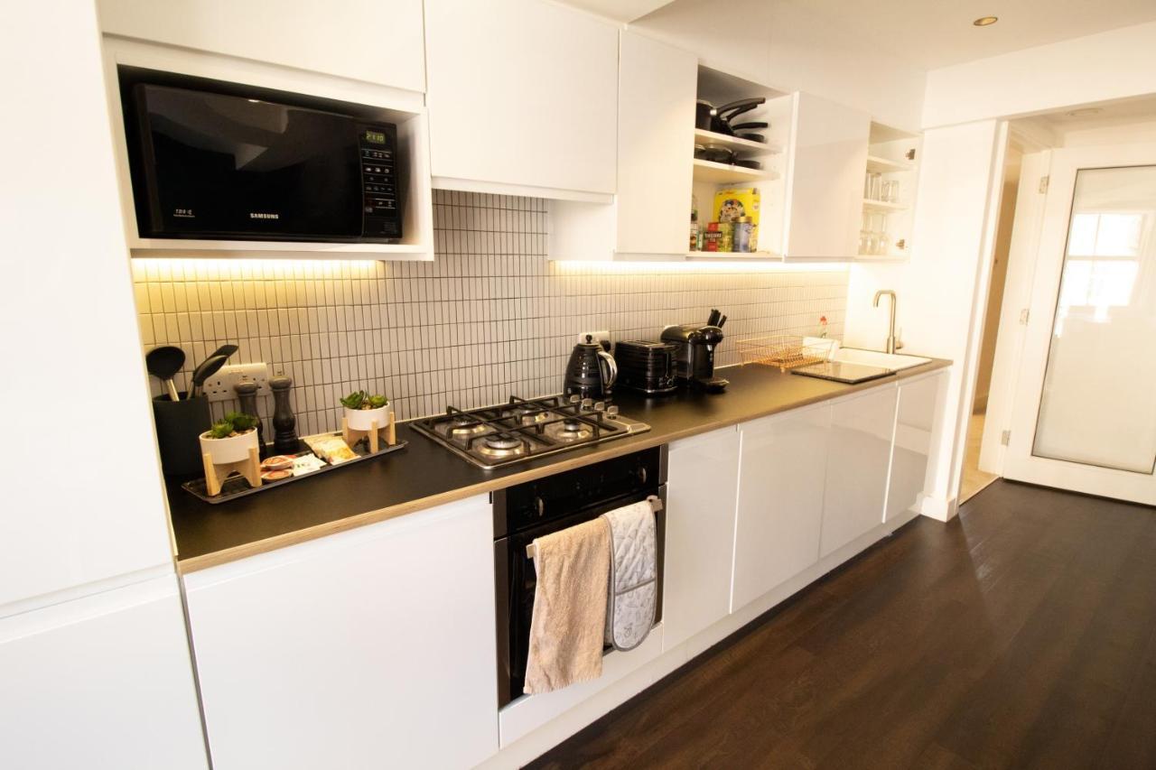 The New52 Oxford By 360Stays - Bespoke 2 Bed Luxury Apartment In The Heart Of Oxford City Centre With Parking Eksteriør billede