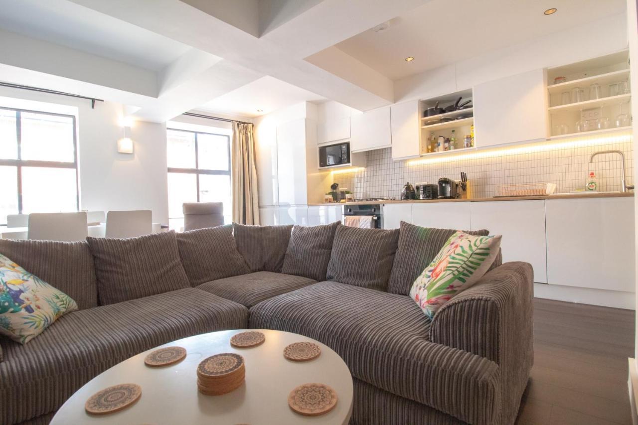 The New52 Oxford By 360Stays - Bespoke 2 Bed Luxury Apartment In The Heart Of Oxford City Centre With Parking Eksteriør billede