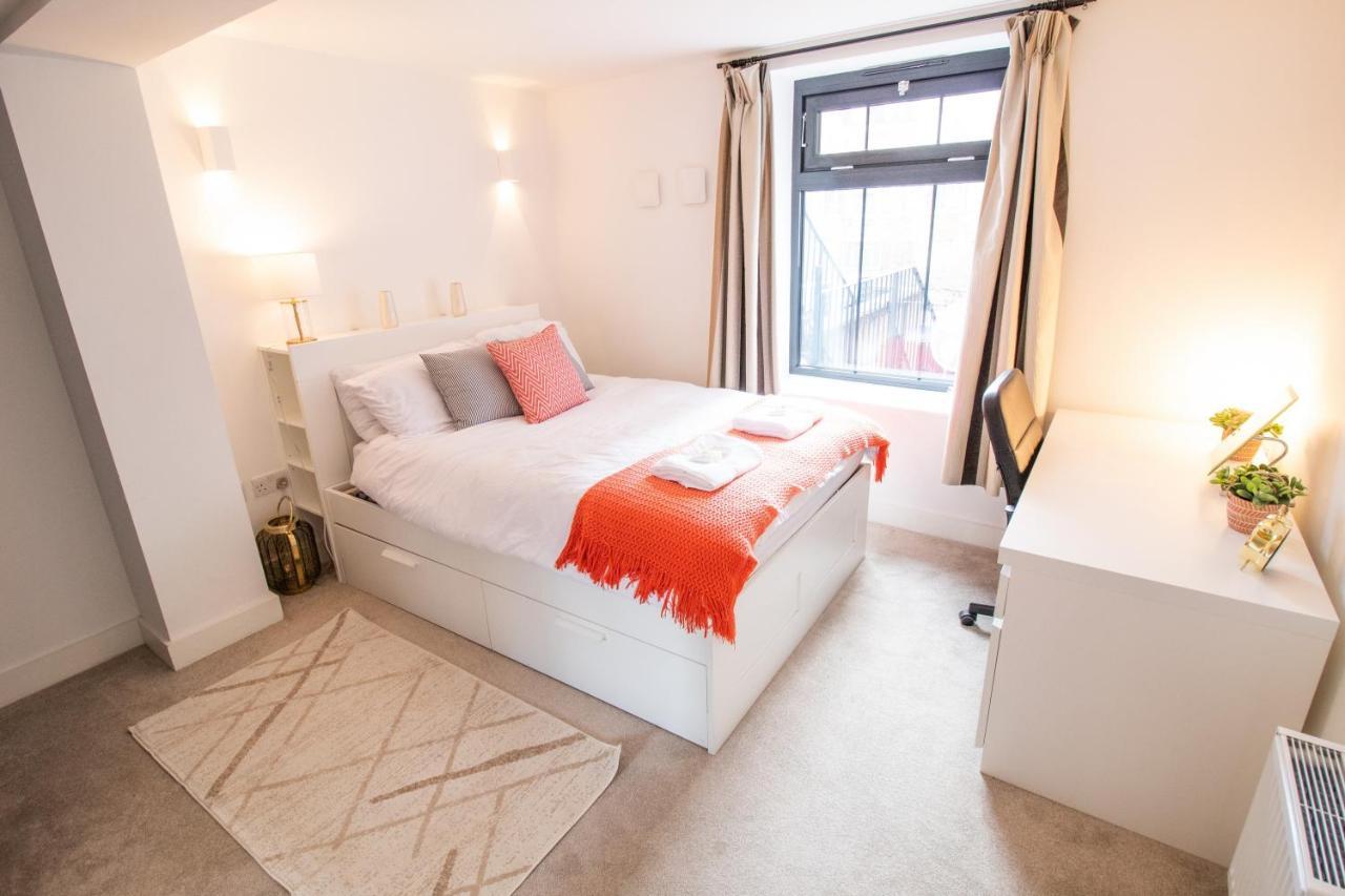 The New52 Oxford By 360Stays - Bespoke 2 Bed Luxury Apartment In The Heart Of Oxford City Centre With Parking Eksteriør billede
