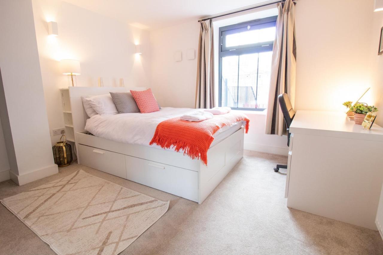 The New52 Oxford By 360Stays - Bespoke 2 Bed Luxury Apartment In The Heart Of Oxford City Centre With Parking Eksteriør billede